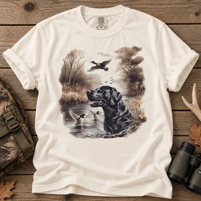 Black Lab Mallard Marsh T-Shirt in Ivory