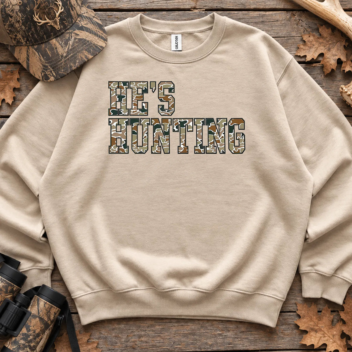 Bold Hes Hunting Camo Sweatshirt in Sand