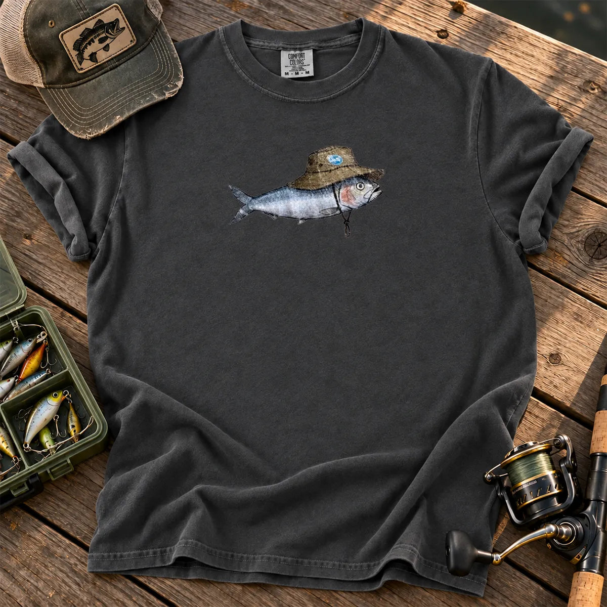 Bucket Hat Fish T-Shirt in Pepper