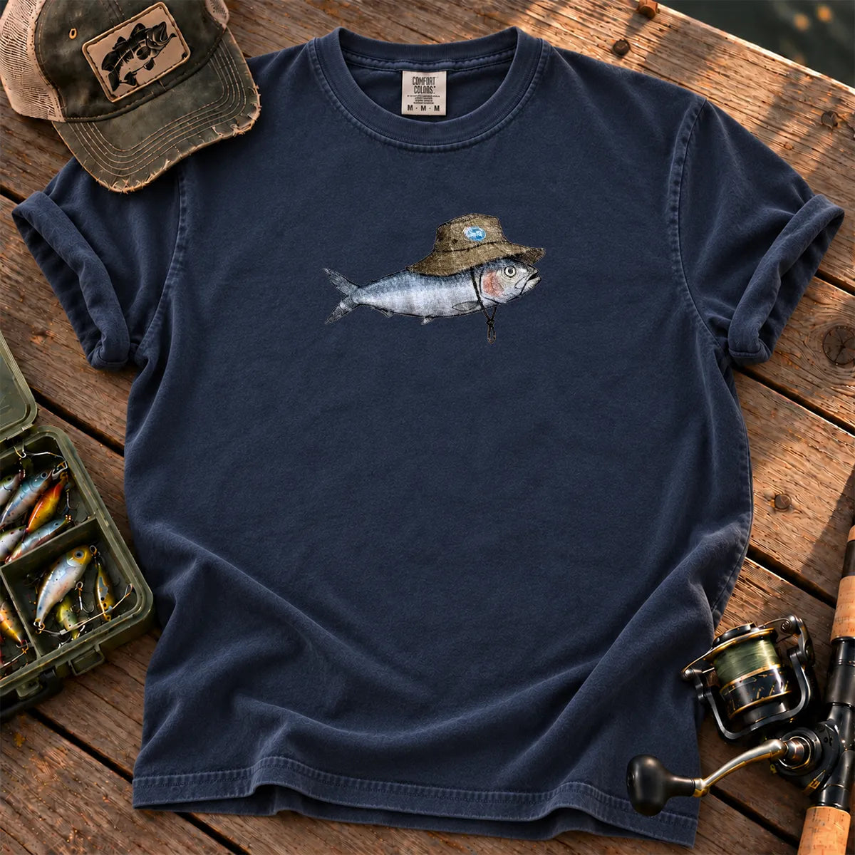 Bucket Hat Fish T-Shirt in True Navy