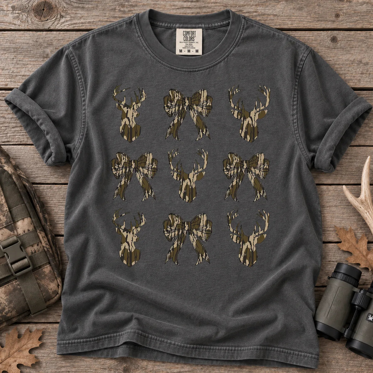 Camo Bow Deer Hunt T-Shirt in Pepper
