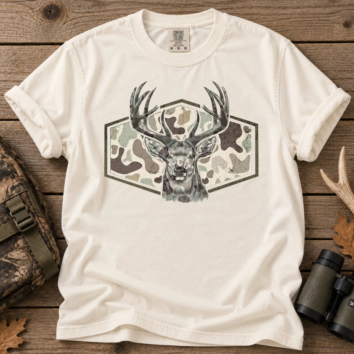 Camo Buck Hunting T-Shirt in Ivory