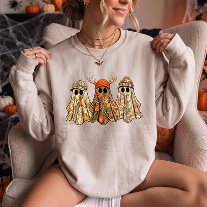 Camo Hunting Ghost Trio Sweatshirt Women model in Sand