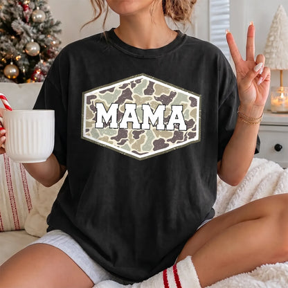 Camo Hunting Mama Badge T-Shirt Women model in Black