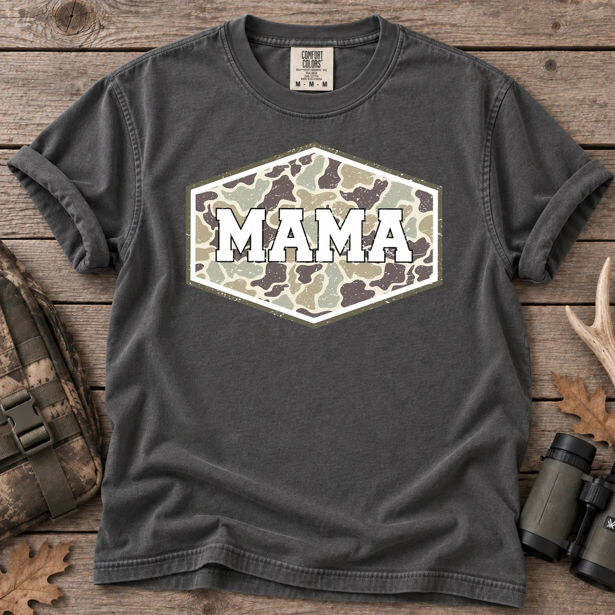 Camo Hunting Mama Badge T-Shirt in Pepper