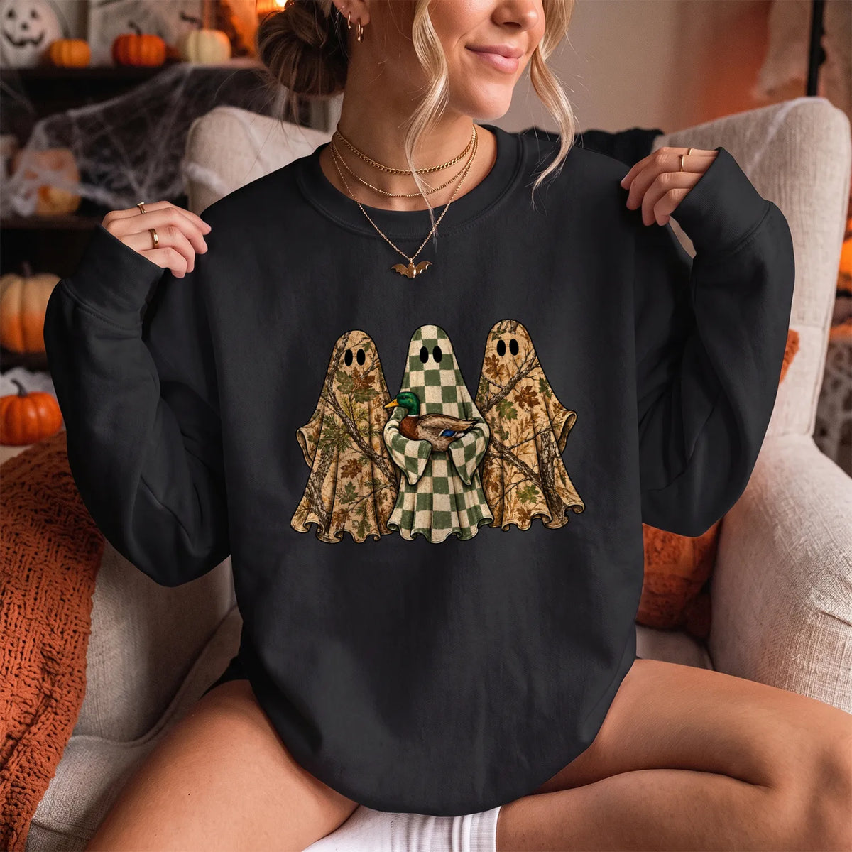 Camo Mallard Ghost Trio Sweatshirt Women model in Black
