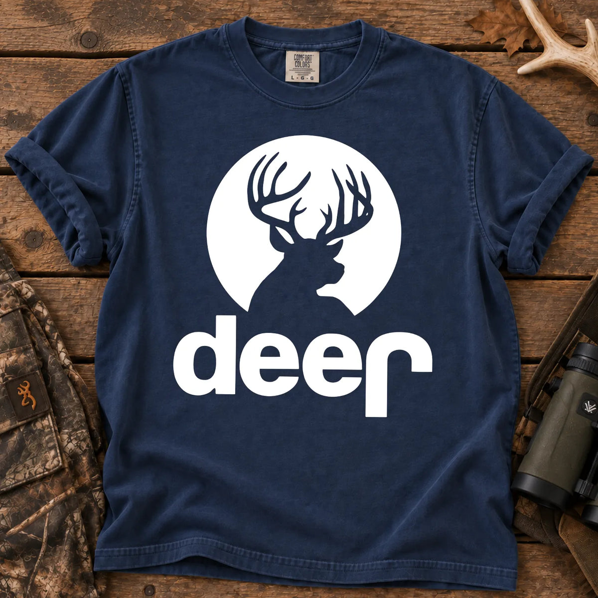 Deer Moon Silhouette T-Shirt in True Navy