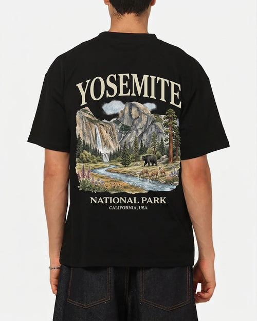 Yosemite National Park Vintage 90s Graphic T-Shirt, Retro California Wildlife Bear USA Unisex Tee, Perfect For Gift.