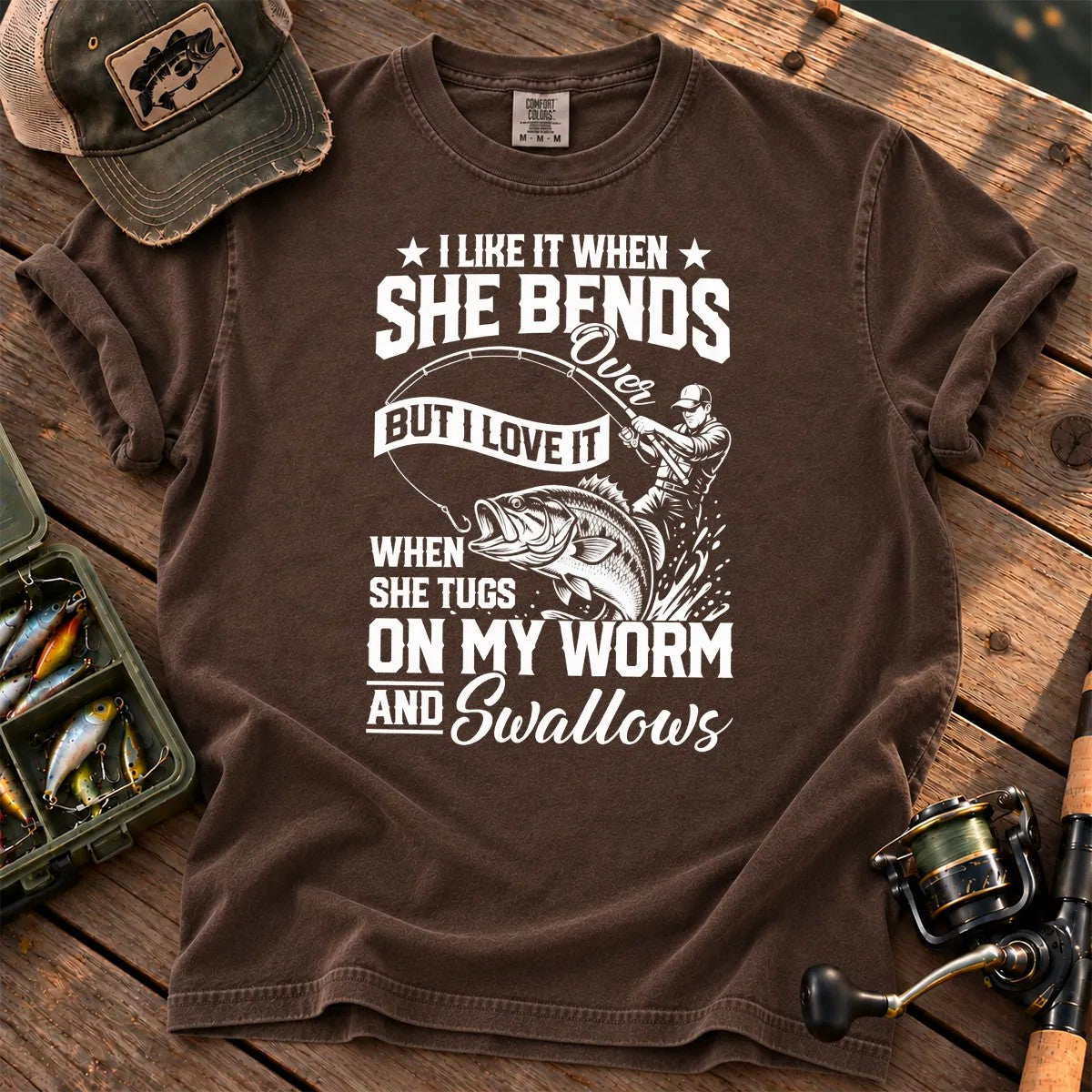 Fishing Rod Bend Joke Vintage T-Shirt in Espresso