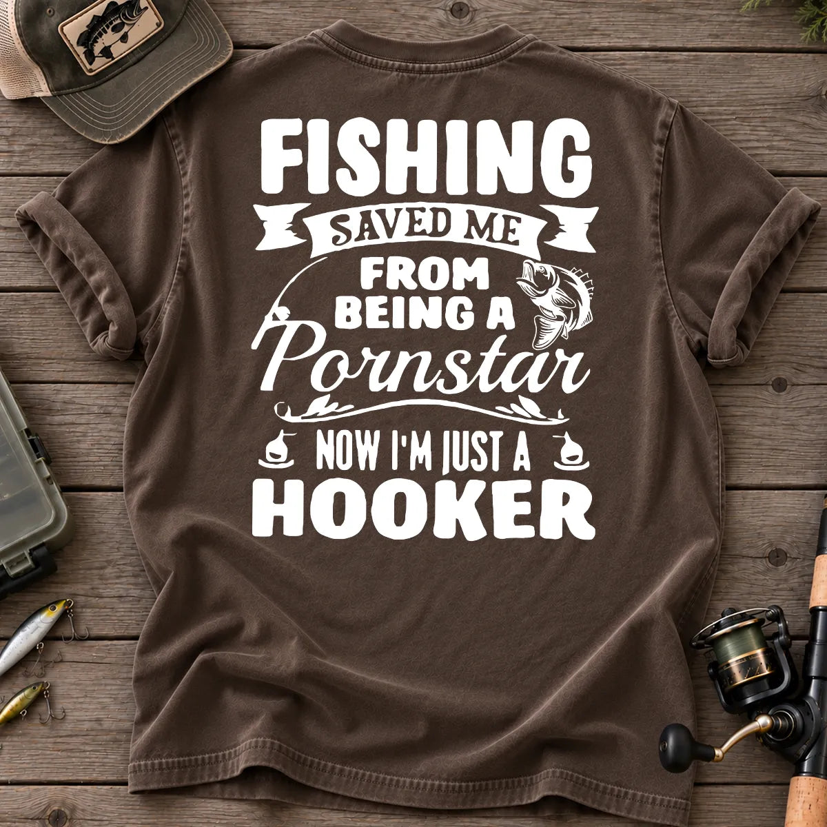 Fishing Saved Me Hooker Bass Badge T-Shirt in Espresso