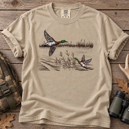 Flying Mallard Ducks T-Shirt in Sandstone