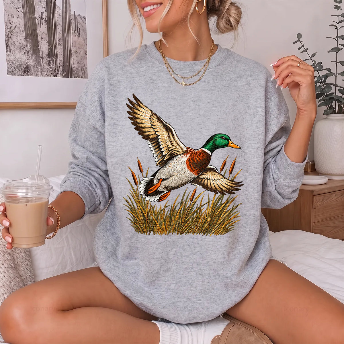 Flying Mallard Embroidery Style Sweatshirt Women model in Sport Grey