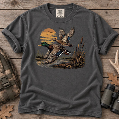 Flying Mallards Sunset T-Shirt in Pepper