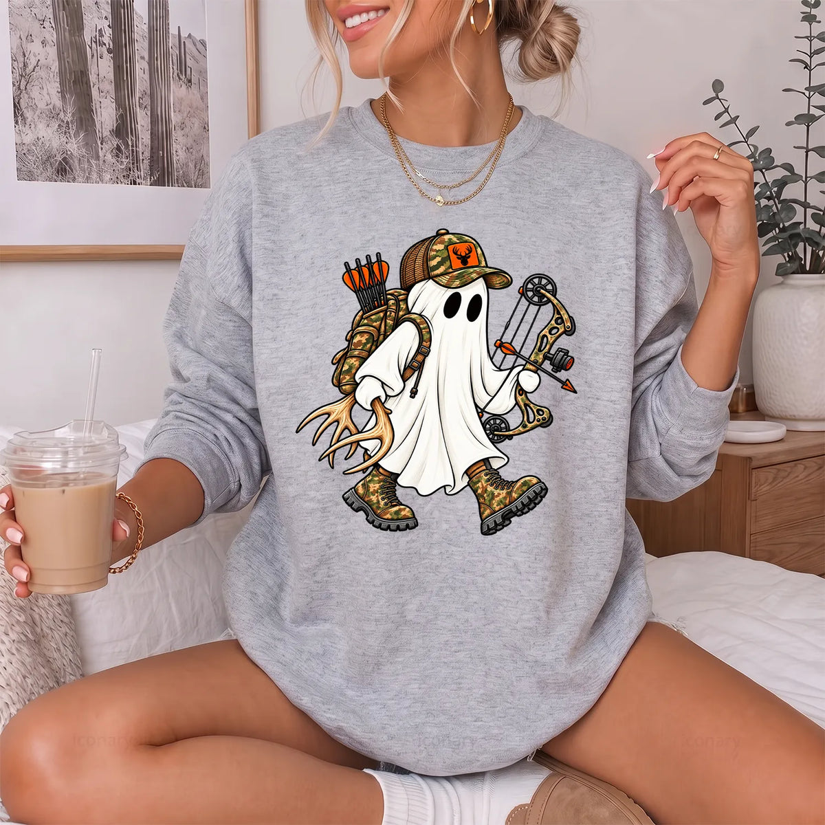 Ghost Hunter Sweatshirt Women model in Sport Grey