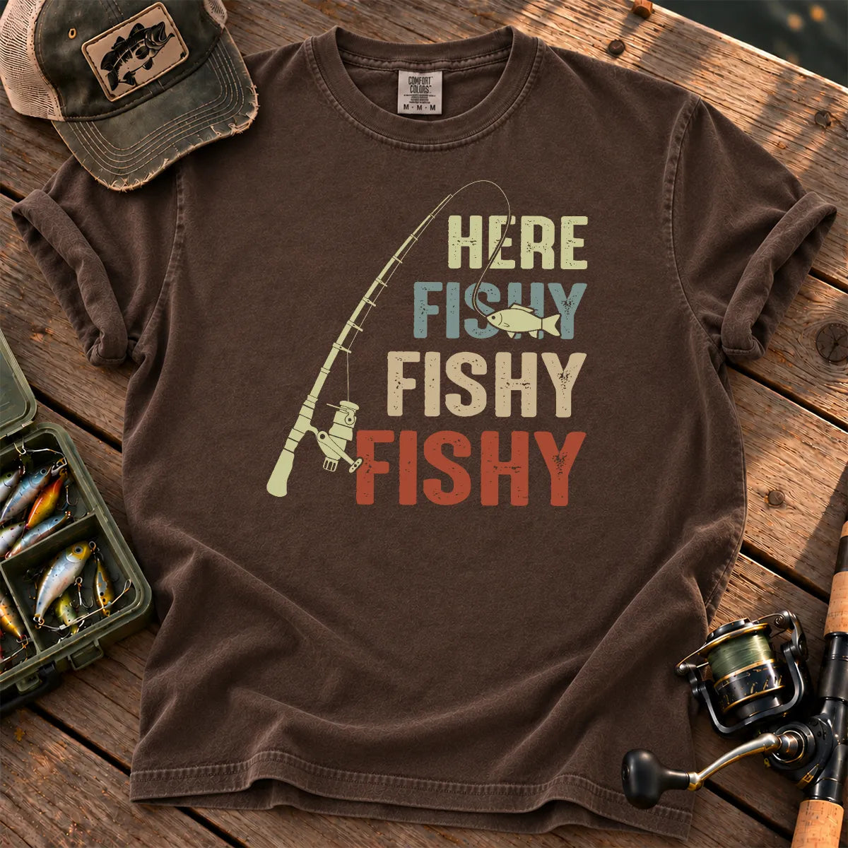 Here Fishy Fishy Fishy T-Shirt in Espresso