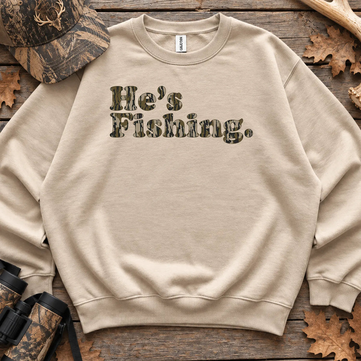 Hes Fishing Camo Text Sweatshirt in Sand