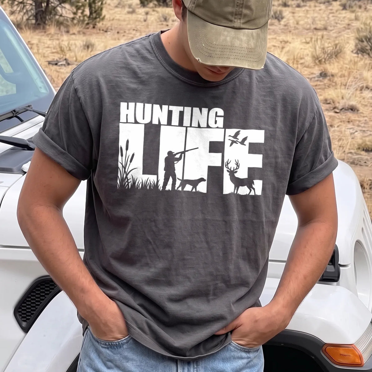 Hunting Life T-Shirt Men model in Pepper