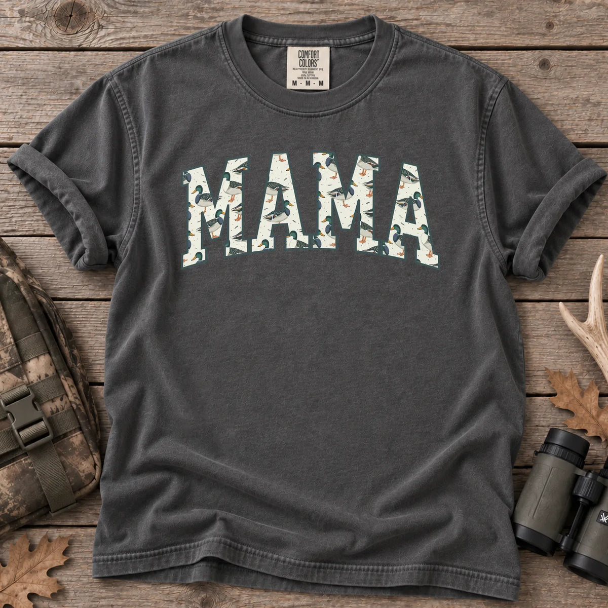 Hunting Mama Mallard T-Shirt in Pepper