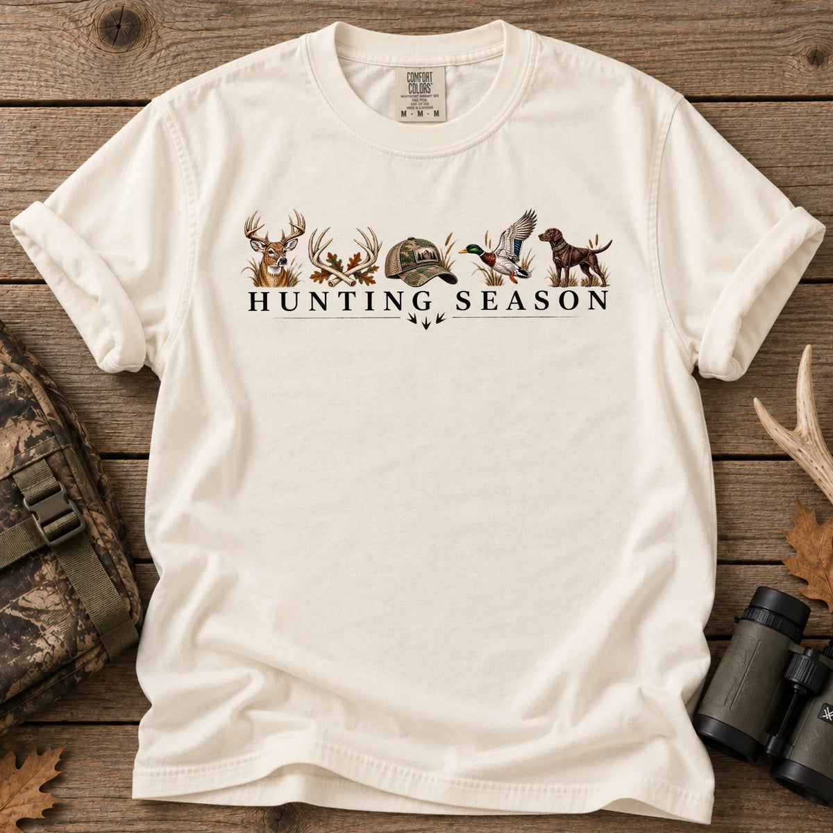 Hunting Season Wildlife Lineup T-Shirt in Ivory