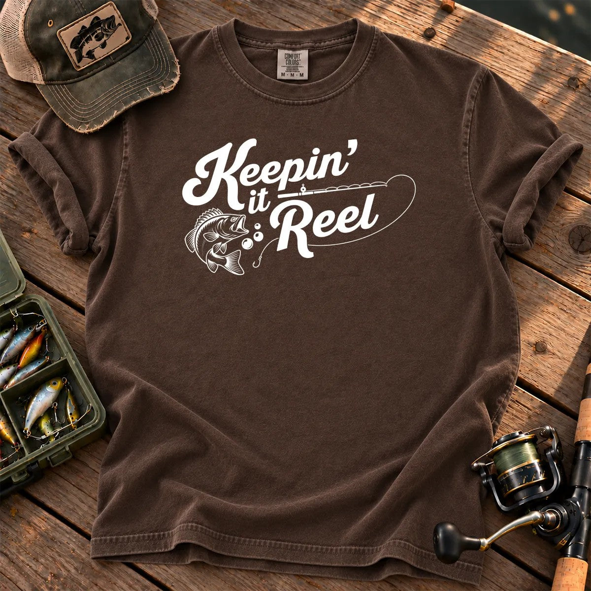Keepin' It Reel T-Shirt in Espresso