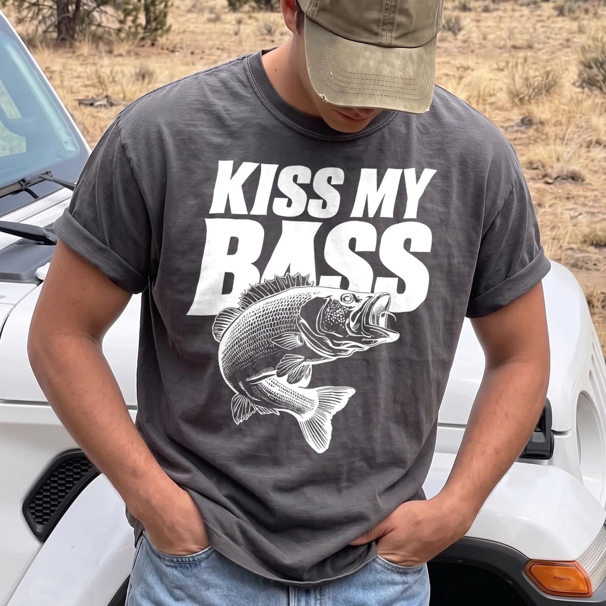 Kiss My Bass Classic T-Shirt Men model in Pepper