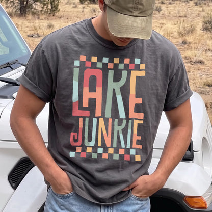 Lake Junkie T-Shirt Men model in Pepper