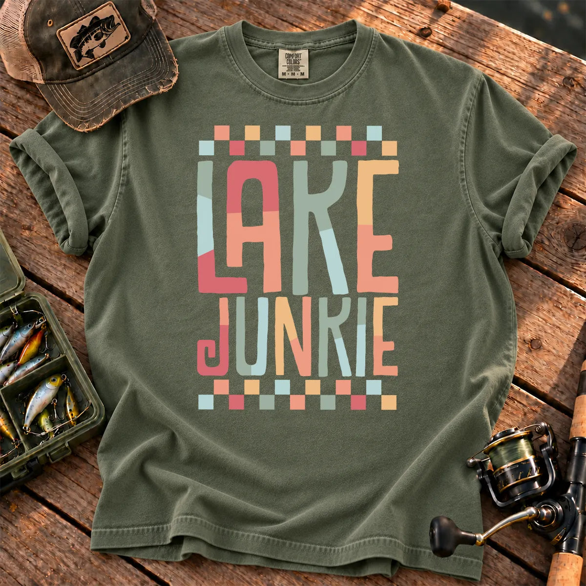 Lake Junkie T-Shirt in Moss