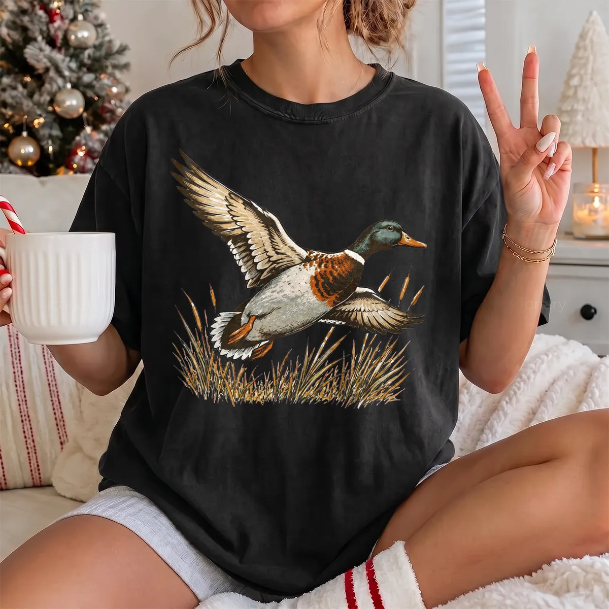 Mallard Landing T-Shirt Women model in Black