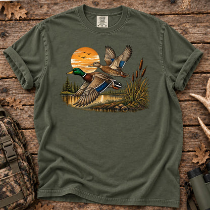 Mallard Sunset Flight T-Shirt in Moss