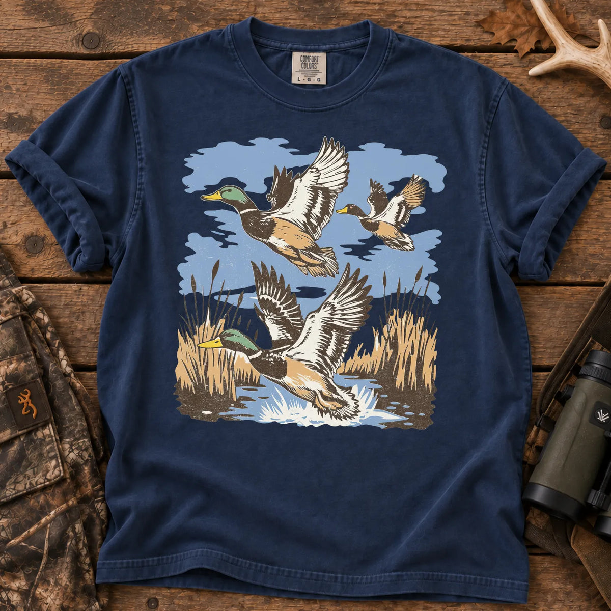 Mallards Landing T-Shirt in True Navy