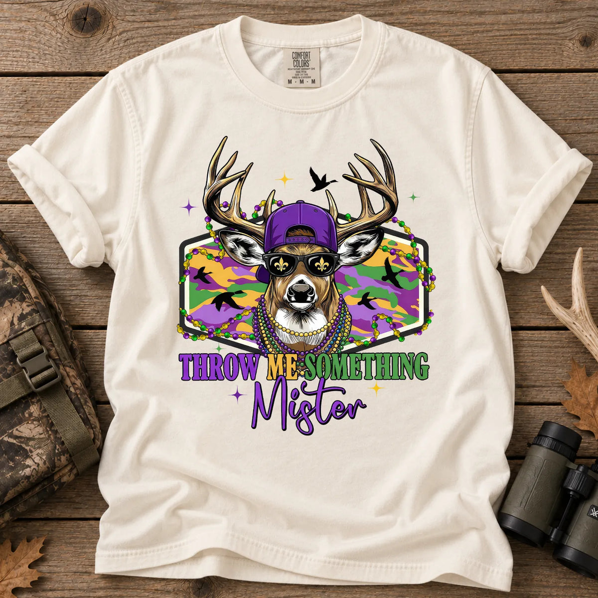 Mardi Gras Buck T-Shirt in Ivory