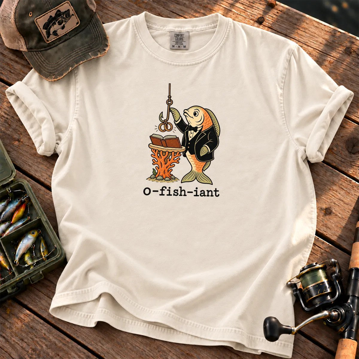 O-Fish-Iant Fishing Pun T-Shirt in Ivory