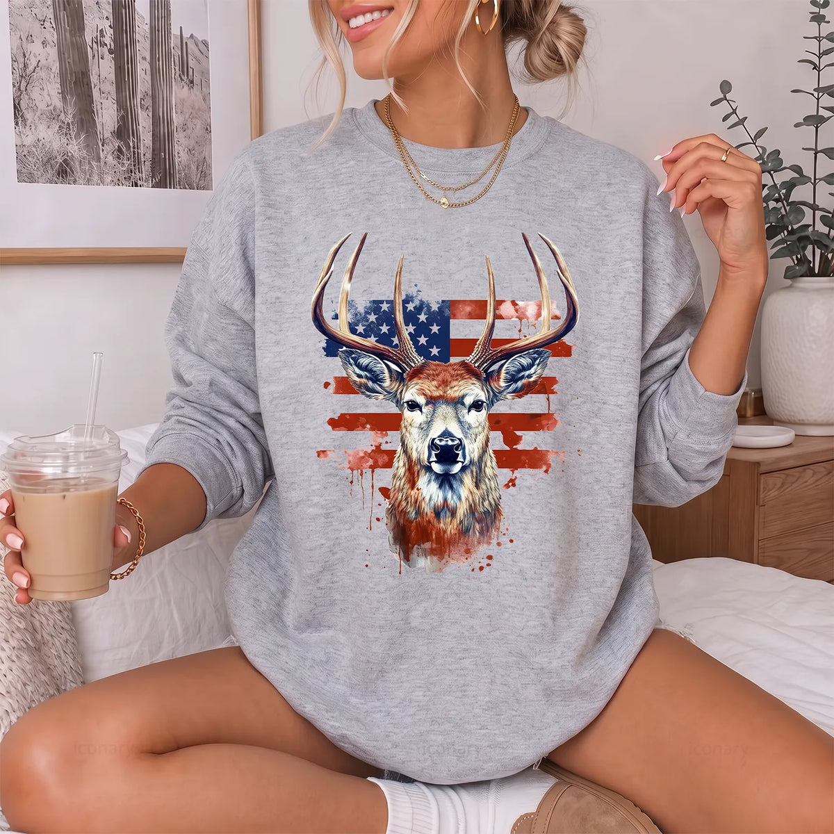 Patriotic Deer Head Sweatshirt Women model in Sport Grey