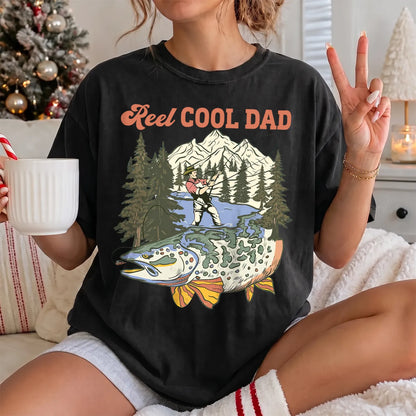 Reel Cool Dad Mountain T-Shirt Women model in Black
