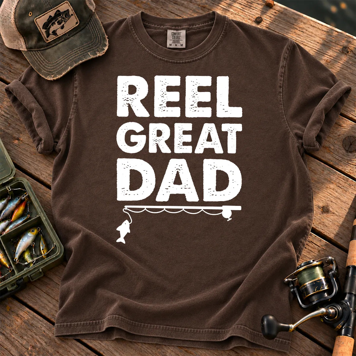 Reel Great Dad Fishing T-Shirt in Espresso