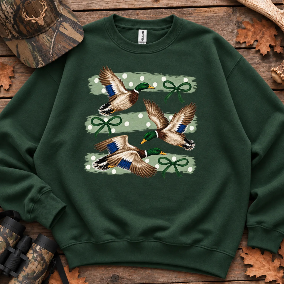 Retro Mallard Duck Trio Sweatshirt in Forest Green