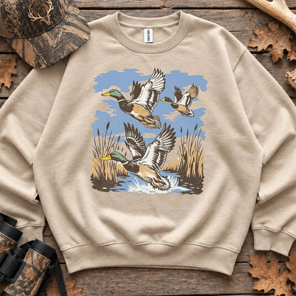 Retro Mallard Flock Sweatshirt in Sand