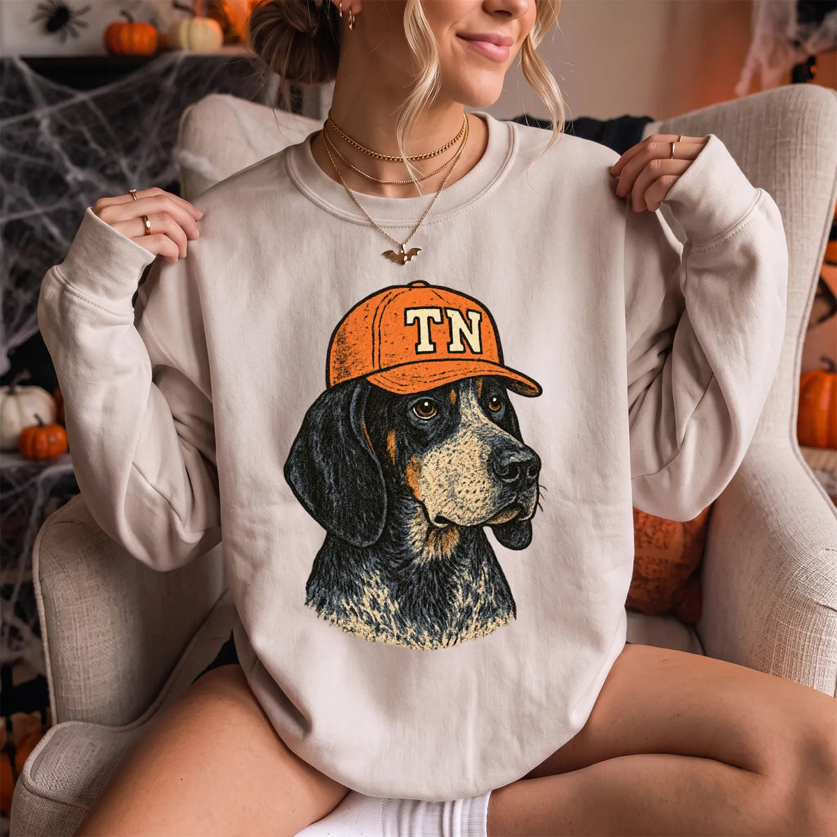 Tennessee Hunting Dog Sweatshirt Women model in Sand