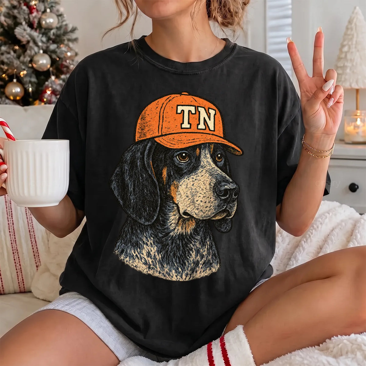 Tennessee Hunting Dog T-Shirt Women model in Black