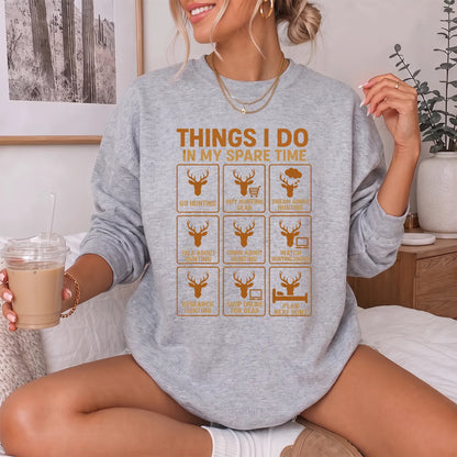 Things I Do in My Spare Time Deer Sweatshirt Women model in Sport Grey