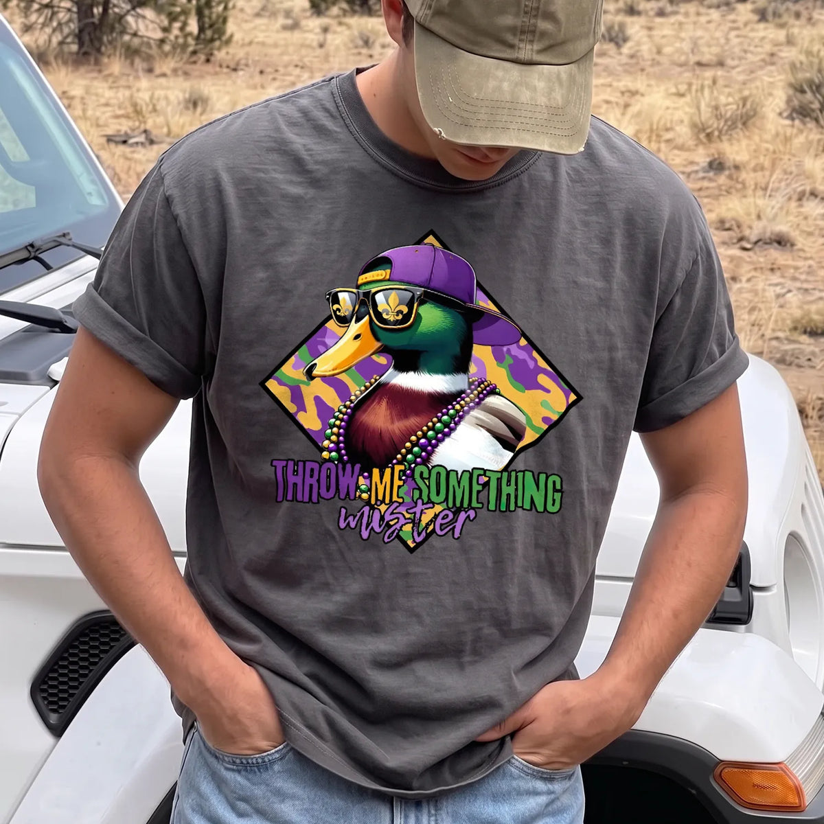 Throw Me Something Mister Mallard T-Shirt Men model in Pepper