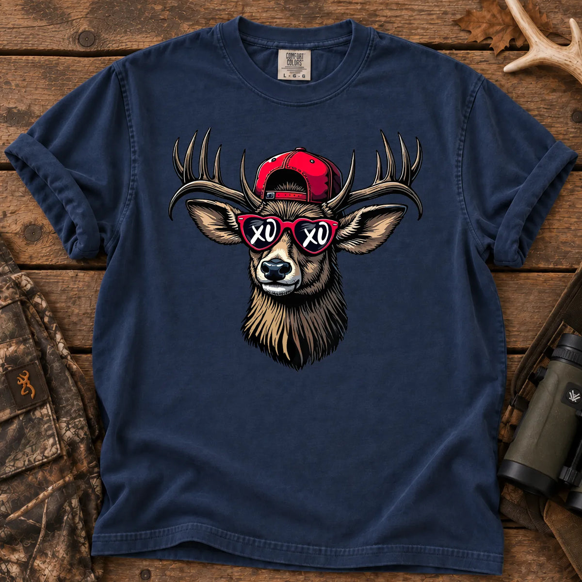 Valentine Buck Sunglasses T-Shirt in True Navy