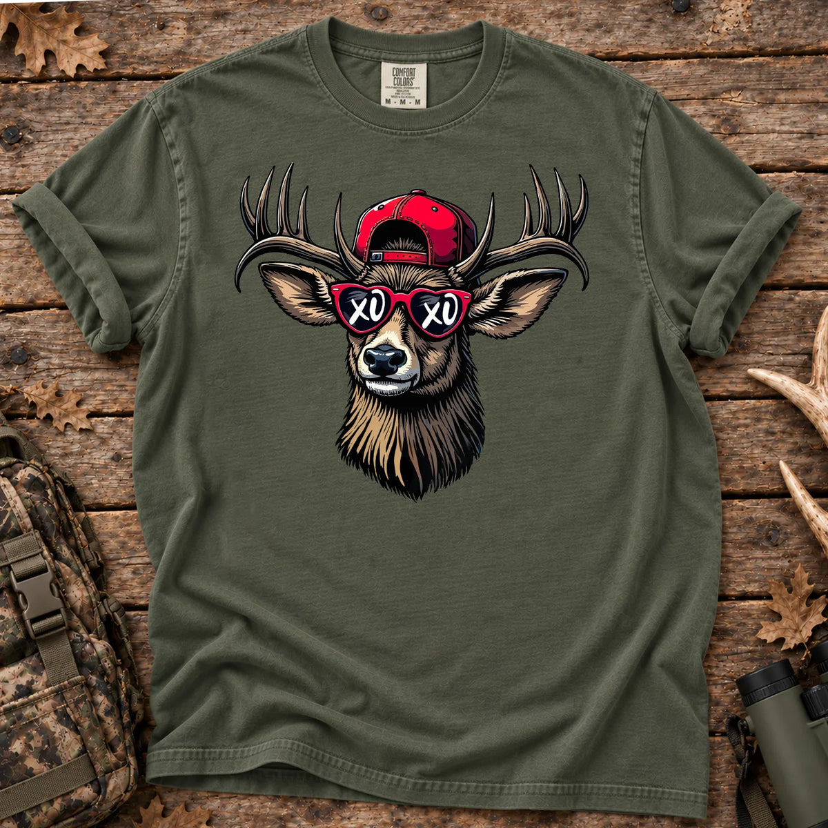 Valentine Buck Sunglasses T-Shirt in Moss