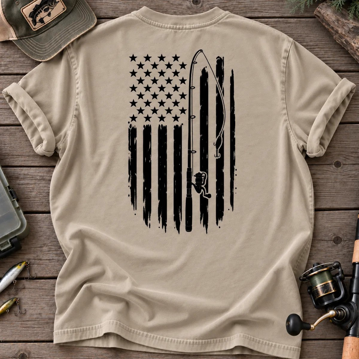 Vintage American Flag Fishing T-Shirt in Sandstone