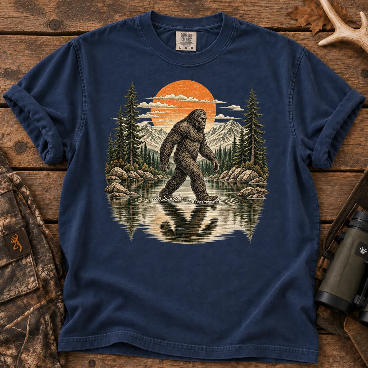 Vintage Bigfoot River T-Shirt in True Navy