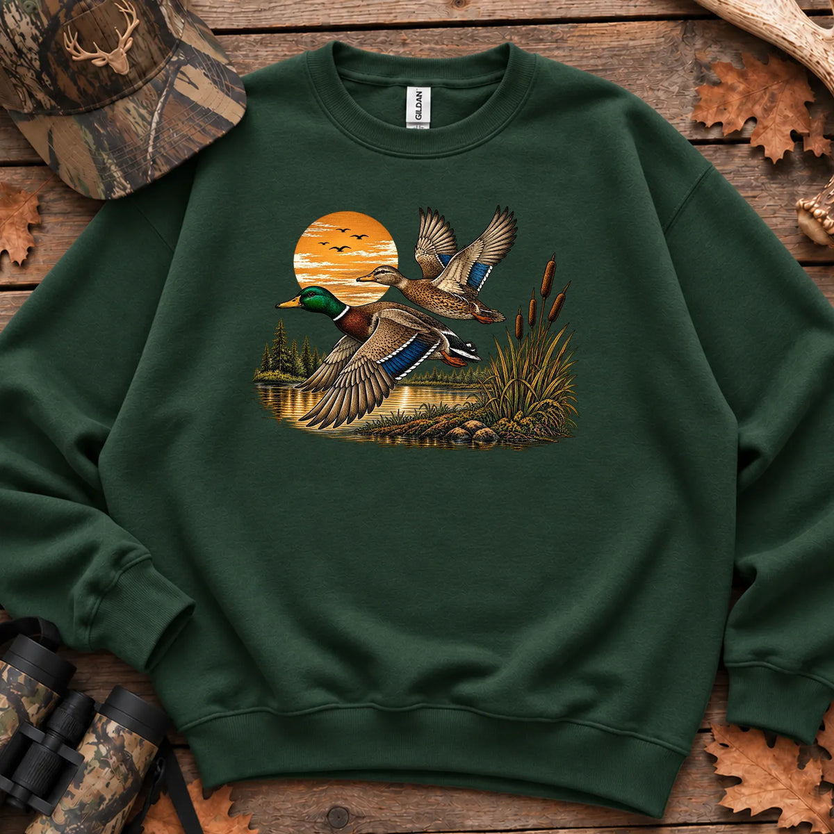 Vintage Mallard Marsh Sweatshirt in Forest Green