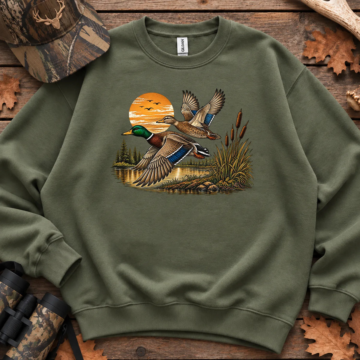 Vintage Mallard Marsh Sweatshirt in Military Green