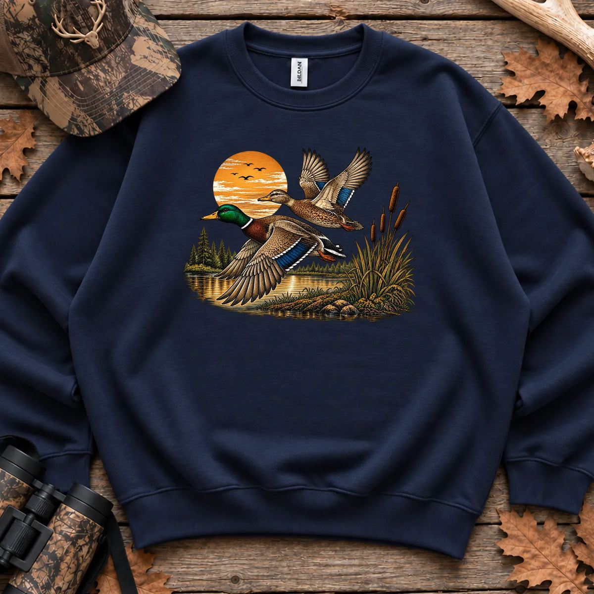 Vintage Mallard Marsh Sweatshirt in Navy