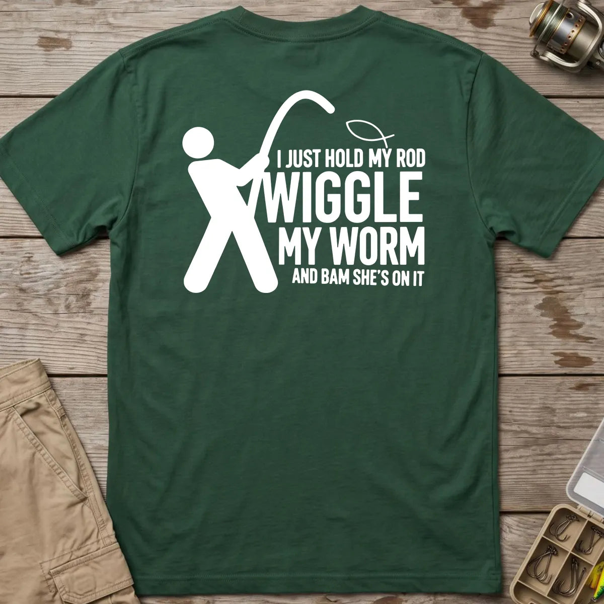 Wiggle My Worm Fishing T-Shirt in Forest Green