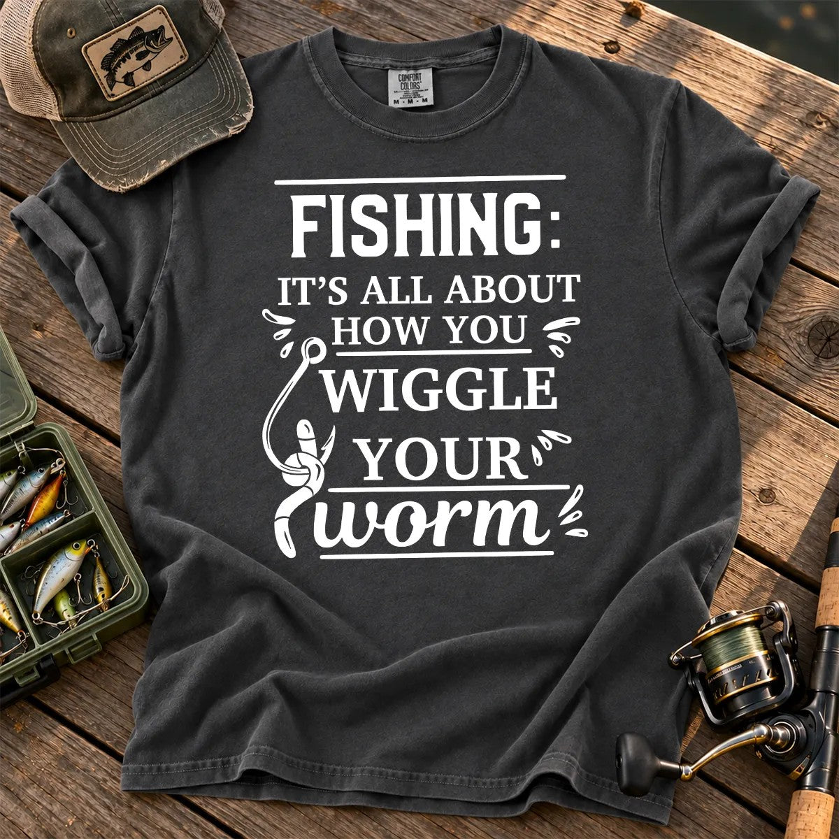 Wiggle Your Worm Fishing T-Shirt in Pepper